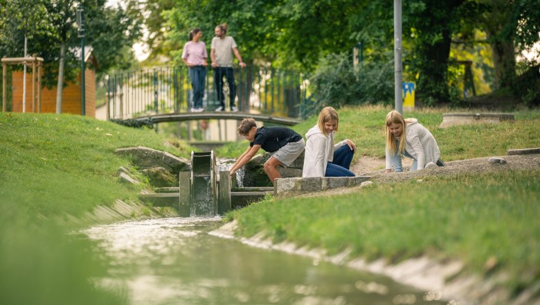 Schlosspark, &copy; Martin F&uuml;l&ouml;p