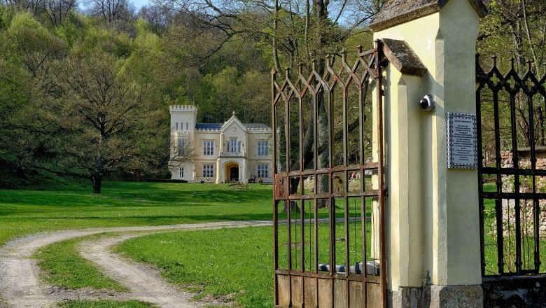 Schloss Merkenstein, © Johann Ployer